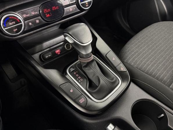 Kia Soul III с пробегом 2021 года, цена 1 915 000 рублей, 102050 км, хэтчбек, Автокод Объявления
