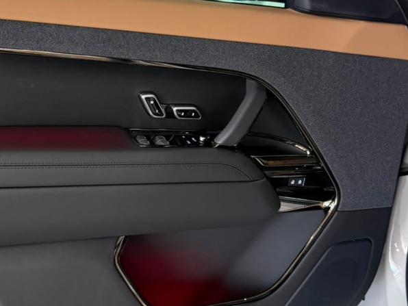Новый Land Rover Range Rover Sport III 2026 года, цена 20 990 000 рублей, внедорожник, Автокод Объявления