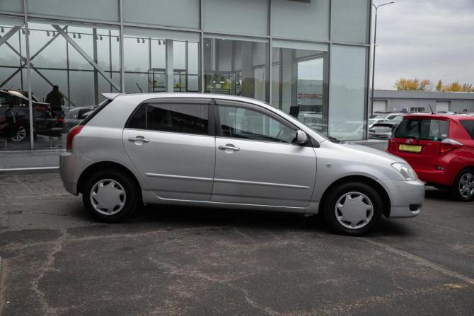 Toyota Allex I Рестайлинг с пробегом 2004 года, цена 675 000 рублей, 167000 км, хэтчбек, Автокод Объявления