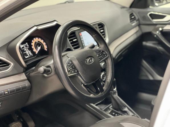Lada (ВАЗ) Vesta I Рестайлинг (NG) с пробегом 2024 года, цена 1 299 500 рублей, 50138 км, седан, Автокод Объявления