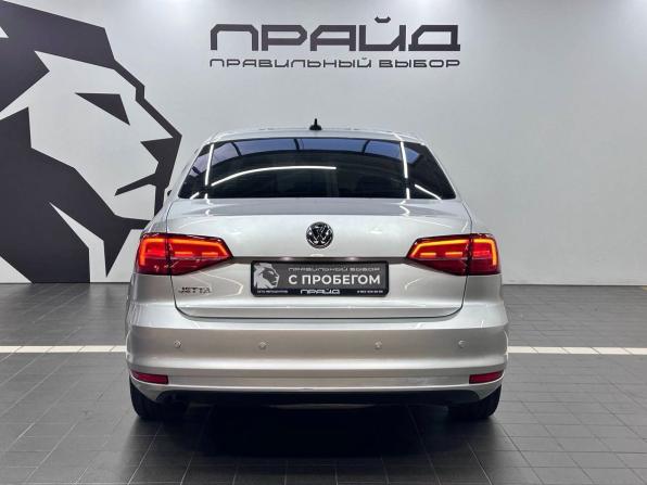Volkswagen Jetta VI Рестайлинг с пробегом 2018 года, цена 1 499 900 рублей, 126000 км, седан, Автокод Объявления