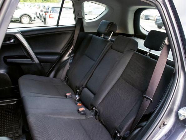 Toyota RAV4 IV (XA40) Рестайлинг с пробегом 2016 года, цена 1 949 000 рублей, 269989 км, внедорожник, Автокод Объявления