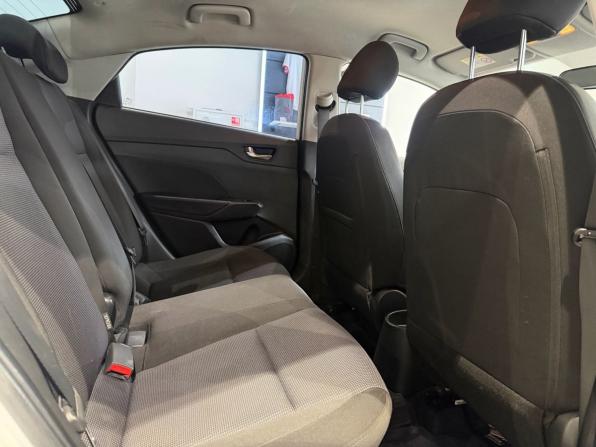 Hyundai Solaris II Рестайлинг с пробегом 2021 года, цена 1 360 000 рублей, 131177 км, седан, Автокод Объявления