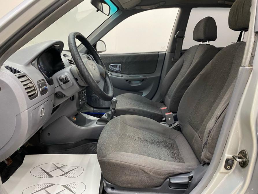 Hyundai Accent II Рестайлинг Энгельс  - изображение 23