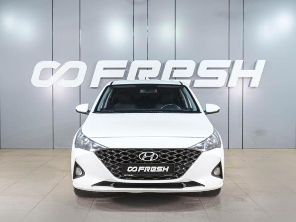 Hyundai Solaris II Рестайлинг с пробегом 2021 года, цена 1 539 000 рублей, 102162 км, седан, Автокод Объявления