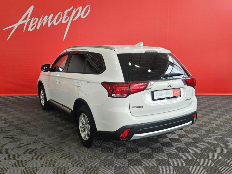 Mitsubishi Outlander III Рестайлинг 2 Вологда  - изображение 3
