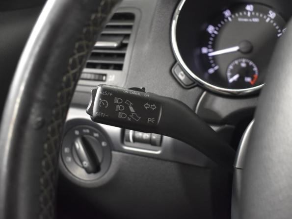 Skoda Yeti I Рестайлинг с пробегом 2015 года, цена 1 287 200 рублей, 133529 км, внедорожник, Автокод Объявления