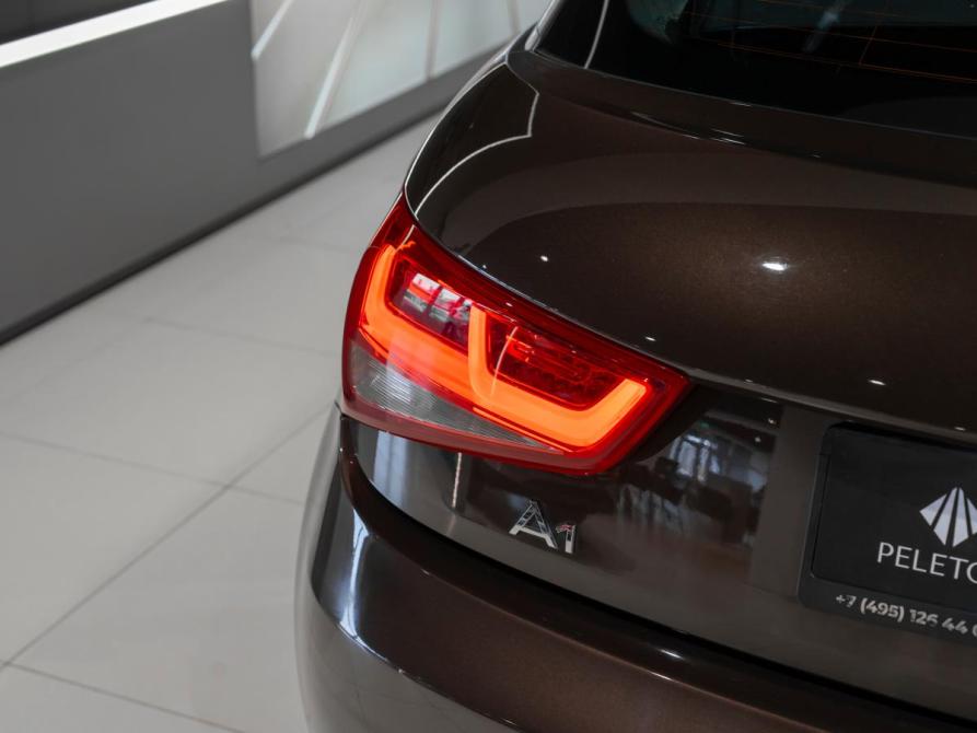 Audi A1 I (8X) Москва  - изображение 19