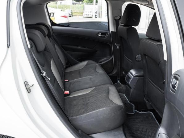Peugeot 308 I Рестайлинг с пробегом 2012 года, цена 598 000 рублей, 118386 км, хэтчбек, Автокод Объявления