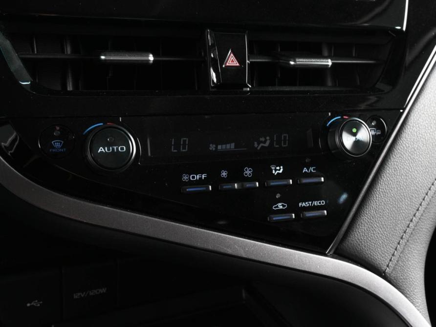 Toyota Camry VIII (XV70) Рестайлинг Ростов-на-Дону  - изображение 15