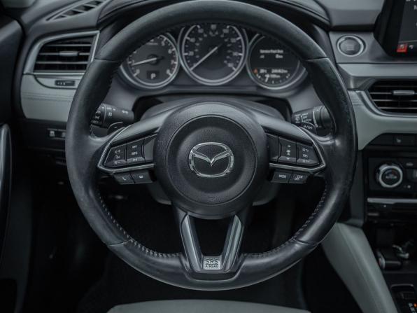 Mazda 6 III (GJ) Рестайлинг с пробегом 2017 года, цена 1 485 000 рублей, 244000 км, седан, Автокод Объявления