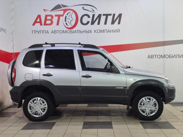 Chevrolet Niva I Рестайлинг с пробегом 2010 года, цена 509 000 рублей, 205000 км, внедорожник, Автокод Объявления