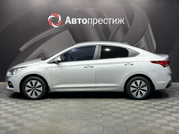Hyundai Solaris II с пробегом 2018 года, цена 1 150 000 рублей, 151505 км, седан, Автокод Объявления