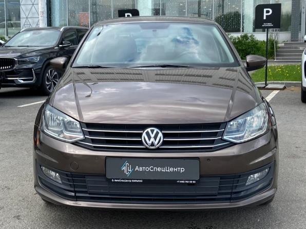 Volkswagen Polo V Рестайлинг с пробегом 2018 года, цена 1 280 000 рублей, 115000 км, седан, Автокод Объявления