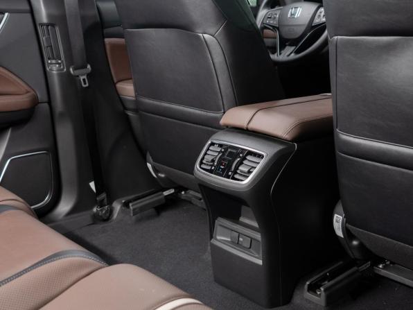 Новый Honda UR-V I Рестайлинг 2 2023 года, цена 5 390 000 рублей, внедорожник, Автокод Объявления
