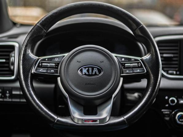 Kia Sportage IV Рестайлинг с пробегом 2018 года, цена 2 144 000 рублей, 102891 км, внедорожник, Автокод Объявления