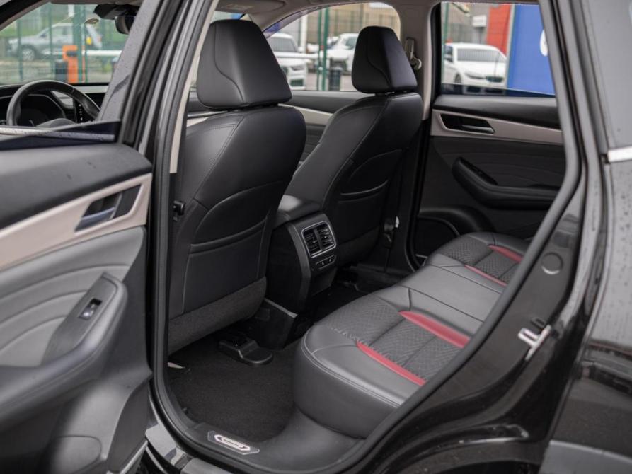 Haval F7 I Рестайлинг Сочи  - изображение 12