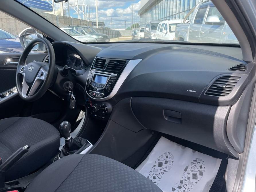 Hyundai Solaris I Краснодар  - изображение 19