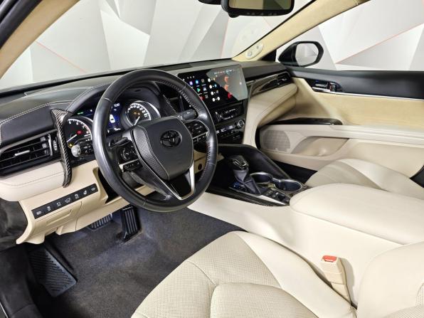 Toyota Camry VIII (XV70) Рестайлинг с пробегом 2021 года, цена 2 895 000 рублей, 114898 км, седан, Автокод Объявления