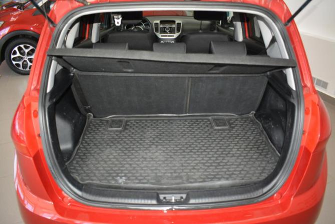 Kia Venga I Рестайлинг с пробегом 2015 года, цена 899 000 рублей, 137000 км, минивэн, Автокод Объявления