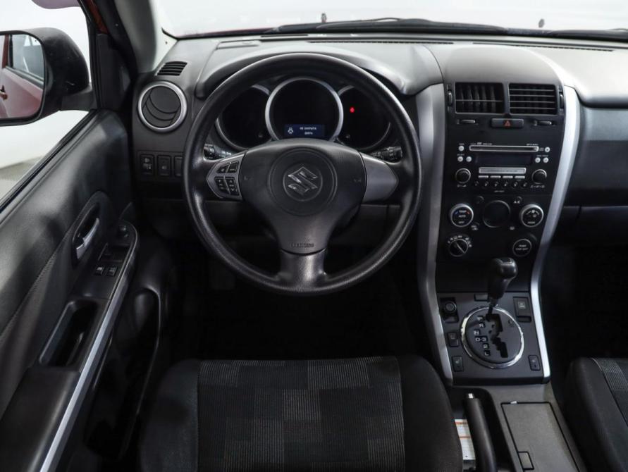 Suzuki Grand Vitara II Рестайлинг Санкт-Петербург  - изображение 11