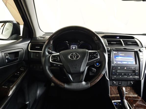 Toyota Camry VII (XV50) Рестайлинг с пробегом 2017 года, цена 1 647 000 рублей, 276844 км, седан, Автокод Объявления