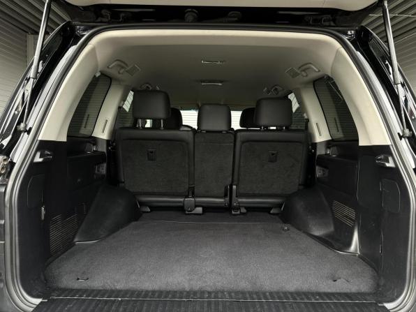 Toyota Land Cruiser 200 Series Рестайлинг 2 с пробегом 2017 года, цена 6 195 000 рублей, 165124 км, внедорожник, Автокод Объявления