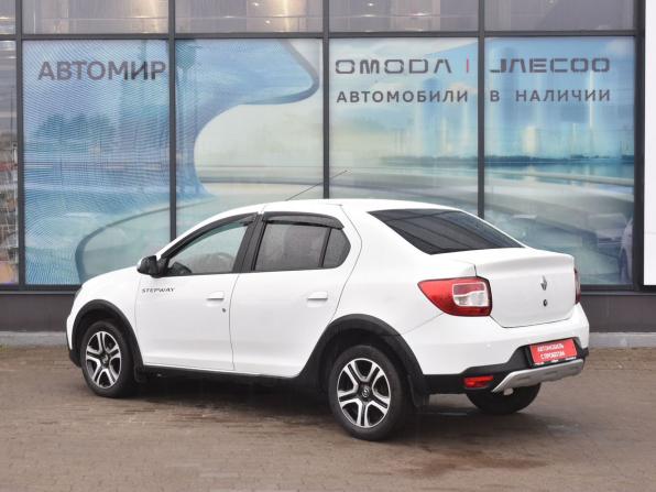 Renault Logan II Рестайлинг с пробегом 2019 года, цена 967 000 рублей, 102322 км, седан, Автокод Объявления