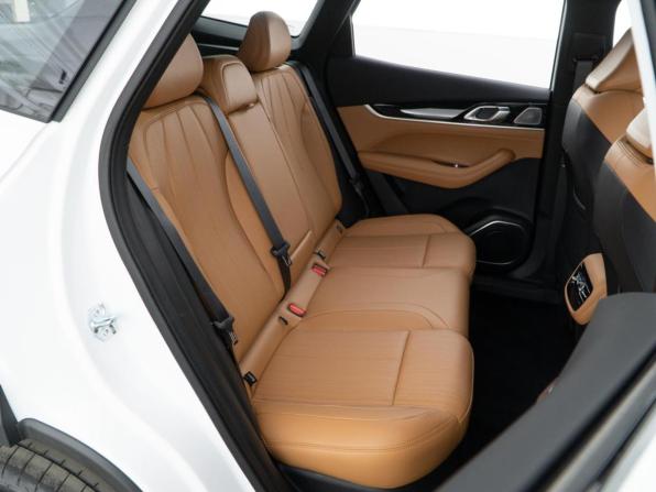 Geely Atlas II с пробегом 2025 года, цена 3 289 046 рублей, 30 км, внедорожник, Автокод Объявления