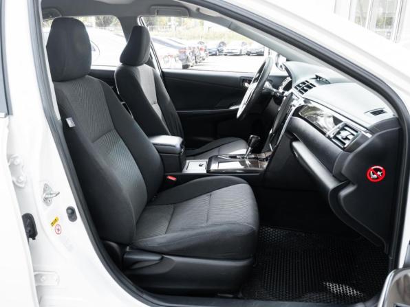 Toyota Camry VII (XV50) Рестайлинг с пробегом 2015 года, цена 1 774 000 рублей, 272815 км, седан, Автокод Объявления