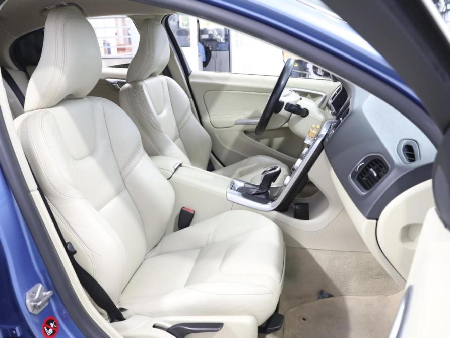 Volvo S60 II Рестайлинг Ростов-на-Дону  - изображение 8