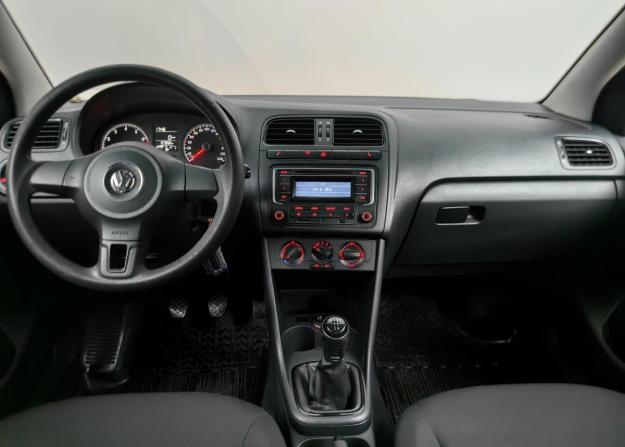 Volkswagen Polo V с пробегом 2015 года, цена 799 000 рублей, 127858 км, седан, Автокод Объявления