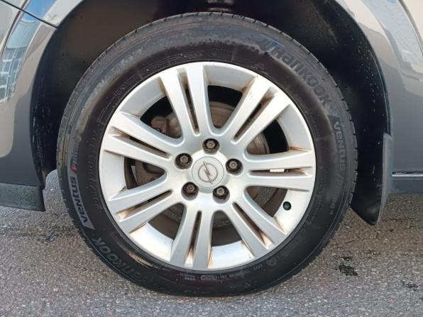 Opel Astra H Рестайлинг с пробегом 2012 года, цена 646 000 рублей, 110000 км, седан, Автокод Объявления