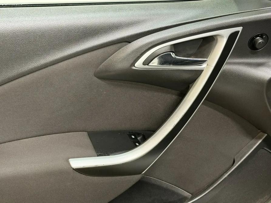 Opel Astra J Саратов  - изображение 12