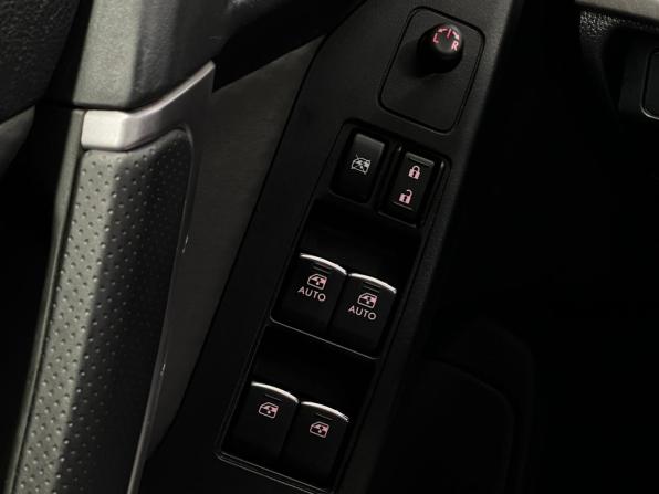 Subaru Forester IV Рестайлинг 2 с пробегом 2017 года, цена 1 799 000 рублей, 243776 км, внедорожник, Автокод Объявления