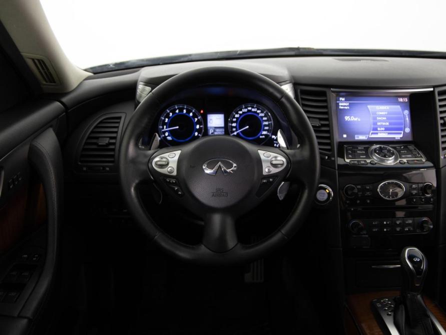 Infiniti QX70 Санкт-Петербург  - изображение 10