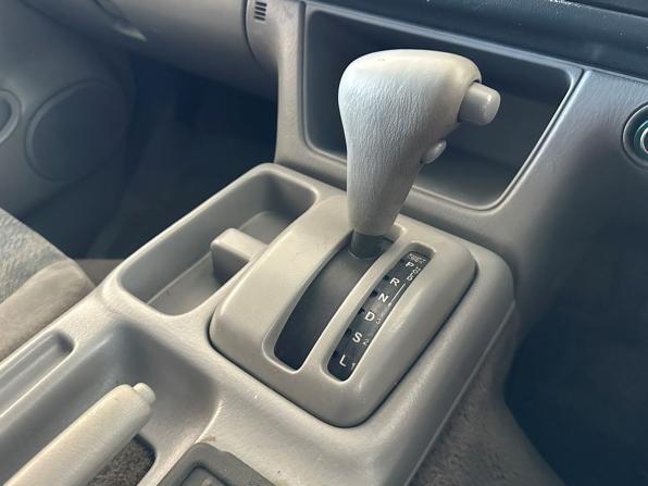 Mazda Bongo III с пробегом 1998 года, цена 350 000 рублей, 238100 км, минивэн, Автокод Объявления