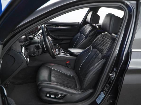 BMW 5 серии VII (G30/G31/G38) Рестайлинг с пробегом 2020 года, цена 4 499 050 рублей, 111586 км, седан, Автокод Объявления
