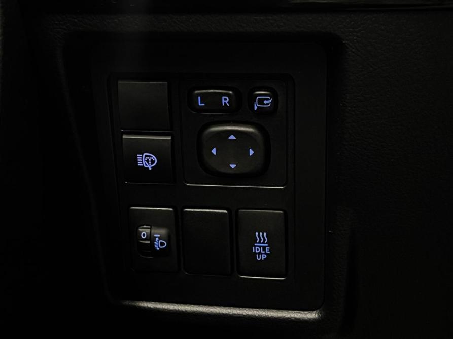Toyota Land Cruiser Prado 150 Series Рестайлинг 2 Санкт-Петербург  - изображение 18