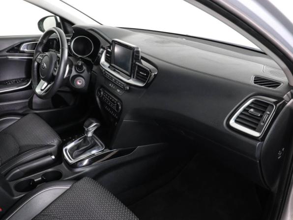 Kia Ceed III с пробегом 2019 года, цена 1 697 000 рублей, 89500 км, хэтчбек, Автокод Объявления