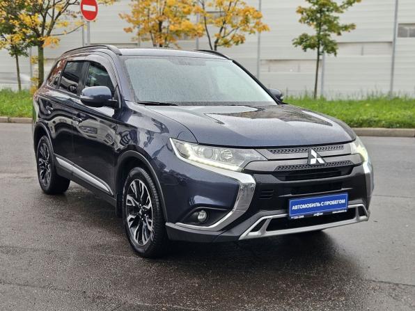 Mitsubishi Outlander III Рестайлинг 3 с пробегом 2021 года, цена 2 553 000 рублей, 113510 км, внедорожник, Автокод Объявления