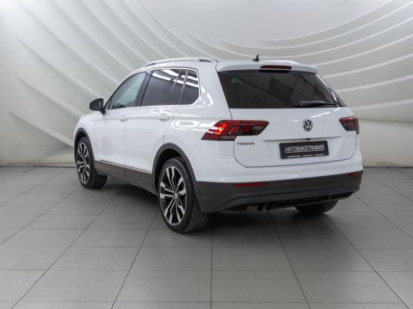 Volkswagen Tiguan II с пробегом 2017 года, цена 2 588 000 рублей, 108448 км, внедорожник, Автокод Объявления