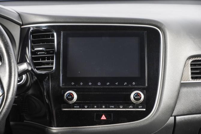Mitsubishi Outlander III Рестайлинг 3 с пробегом 2021 года, цена 2 699 000 рублей, 108777 км, внедорожник, Автокод Объявления