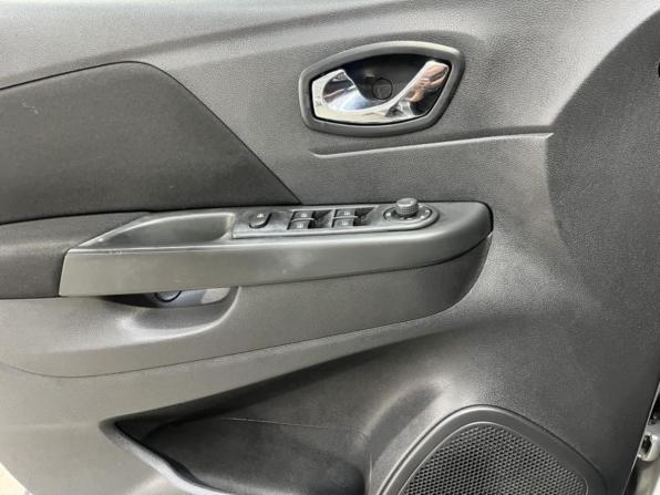 Renault Kaptur I с пробегом 2016 года, цена 1 385 000 рублей, 135252 км, внедорожник, Автокод Объявления
