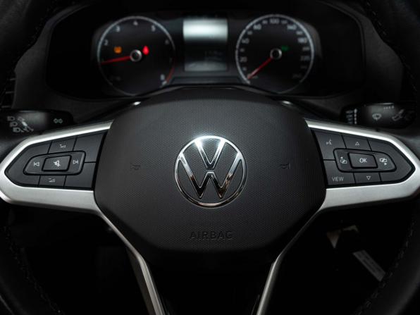 Volkswagen Polo VI с пробегом 2022 года, цена 1 766 000 рублей, 32594 км, лифтбек, Автокод Объявления
