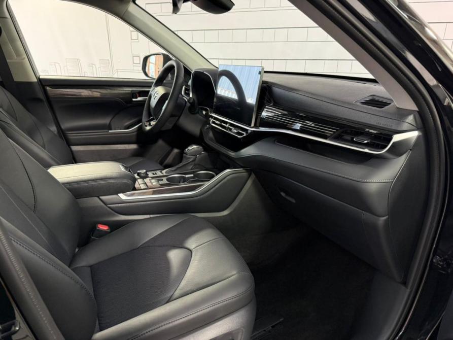 Toyota Highlander IV (XU70) Москва  - изображение 25