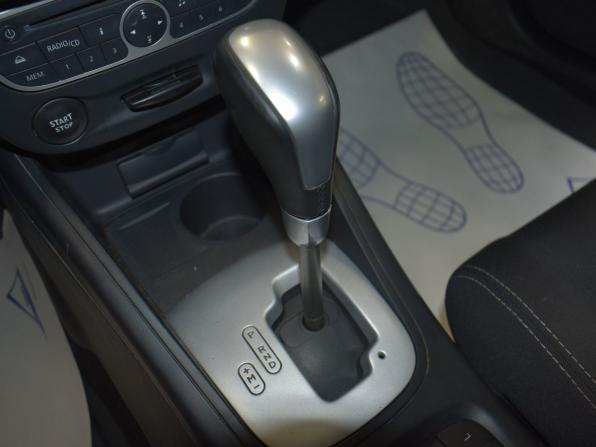 Renault Megane III с пробегом 2011 года, цена 749 000 рублей, 195810 км, хэтчбек, Автокод Объявления