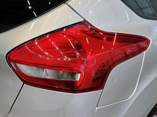 Ford Focus III Рестайлинг с пробегом 2017 года, цена 1 220 000 рублей, 91630 км, хэтчбек, Автокод Объявления