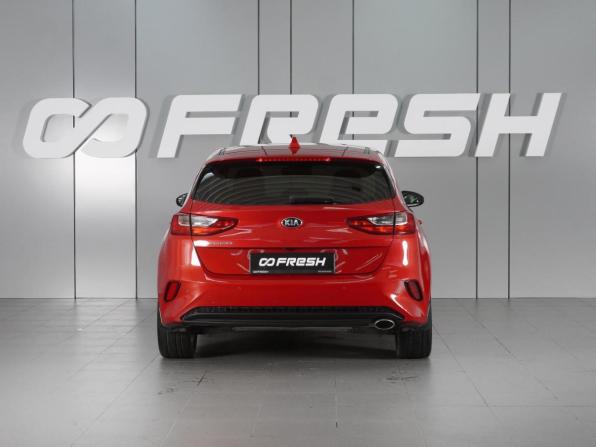 Kia Ceed III с пробегом 2018 года, цена 1 499 000 рублей, 130459 км, хэтчбек, Автокод Объявления