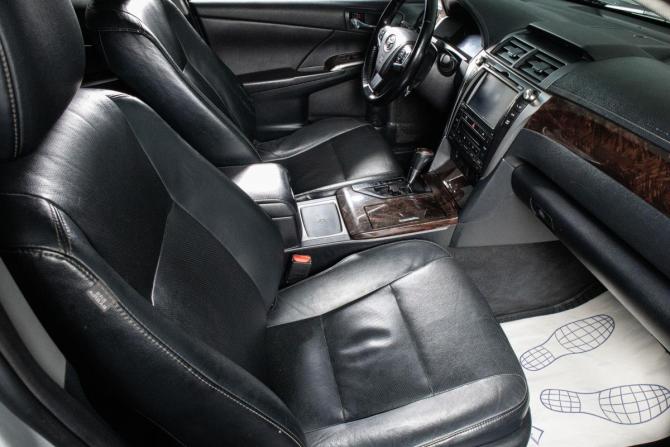 Toyota Camry VII (XV50) с пробегом 2014 года, цена 1 999 000 рублей, 199000 км, седан, Автокод Объявления